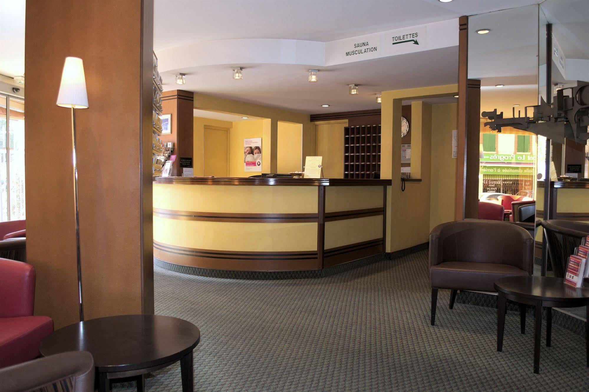 Inter-Hotel Toulouse Aeroport Бланьяк Екстер'єр фото